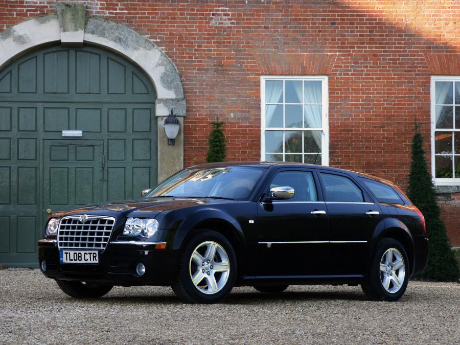  Chrysler 300C Touring 2006 года  (UK) (фото 27 из 30)